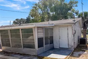 2412 Arcadia Rd, Holiday, FL 34690 - Photo 4