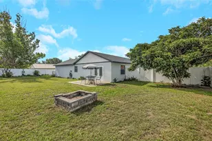 38811 James Ct, Zephyrhills, FL 33540 - Photo 42