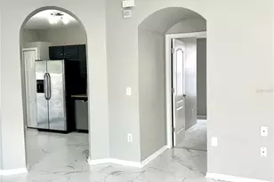504 Maple Pointe Dr, Seffner, FL 33584 - Photo 6