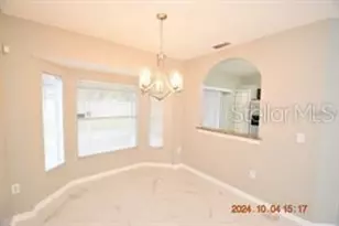 504 Maple Pointe Dr, Seffner, FL 33584 - Photo 4