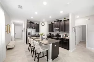 9927 Ivory Dr, Ruskin, FL 33573 - Photo 6