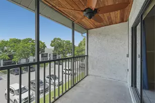 1182 Pine Ridge Cir W, Tarpon Springs, FL 34688 - Photo 18