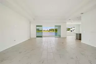 8255 Golden Bch Ct, Parrish, FL 34219 - Photo 10