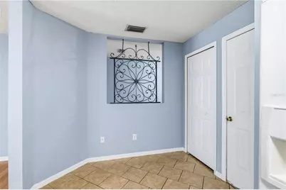 8431 Edgewater Place Boulevard, Tampa, FL 33615 - Photo 14