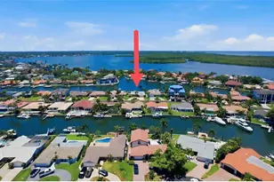 2061 Michigan Ave NE, Saint Petersburg, FL 33703 - Photo 2