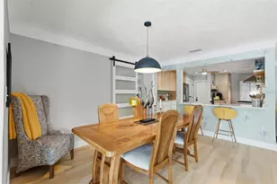 2061 Michigan Ave NE, Saint Petersburg, FL 33703 - Photo 10