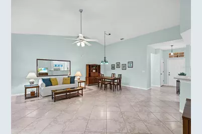 830 McCallister Avenue, Sun City Center, FL 33573 - Photo 2