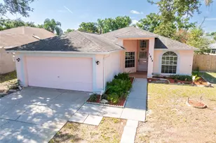 1914 Woodcut Dr, Lutz, FL 33559 - Photo 2