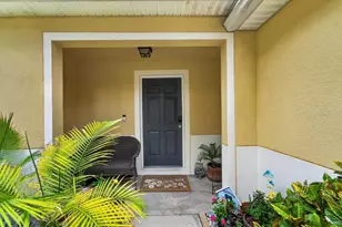4582 Limerick Dr, Tampa, FL 33610 - Photo 8