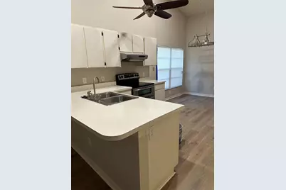 9765 Fox Chapel Road, Tampa, FL 33647 - Photo 14