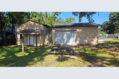 5910 N 40th Street, Tampa, FL 33610 - Photo 1