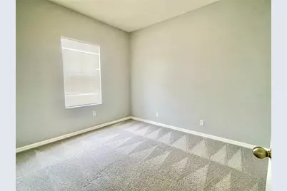24652 Portofino Drive, Lutz, FL 33559 - Photo 10