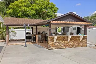 8318 Drycreek Dr, Tampa, FL 33615 - Photo 46