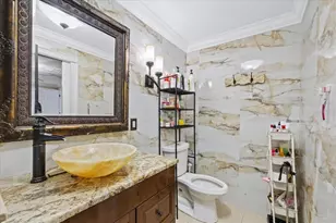 8318 Drycreek Dr, Tampa, FL 33615 - Photo 56