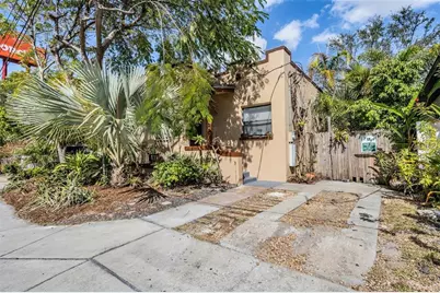 2325 W Green Street, Tampa, FL 33607 - Photo 1