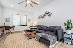 2325 W Green St, Tampa, FL 33607 - Photo 2