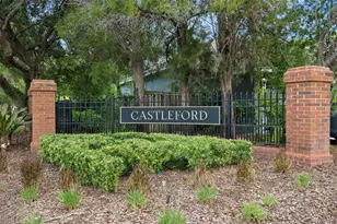 10516 Rochester Way, Tampa, FL 33626 - Photo 4