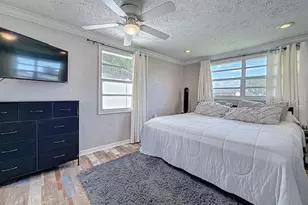 2625 46th Ave N, Saint Petersburg, FL 33714 - Photo 14