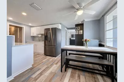 2625 46th Avenue N, Saint Petersburg, FL 33714 - Photo 6