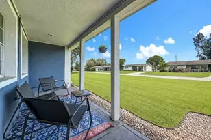 2625 46th Ave N, Saint Petersburg, FL 33714 - Photo 2