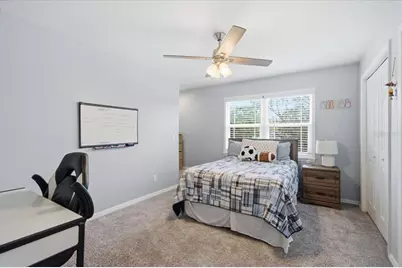 13101 Burnes Lake Drive, Tampa, FL 33612 - Photo 38