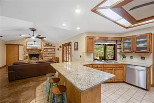 2109 Wheeler Oaks Dr, Brandon, FL 33510 - Photo 2