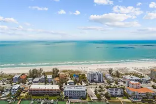 10091 Gulf Blvd, Treasure Island, FL 33706 - Photo 24