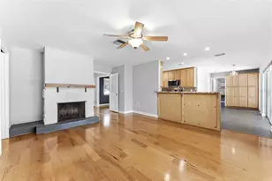 10603 Orange Grove Dr, Tampa, FL 33618 - Photo 12