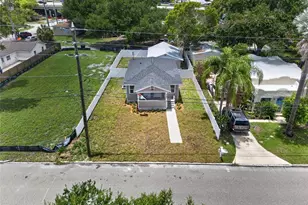 5020 22nd St N, Saint Petersburg, FL 33714 - Photo 2