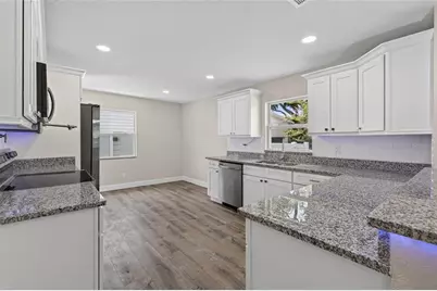 5020 22nd Street N, Saint Petersburg, FL 33714 - Photo 14