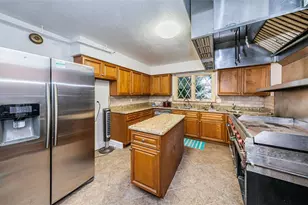 726 Grand Cypress Ln, Tarpon Springs, FL 34689 - Photo 54