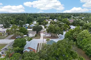 1905 24th St S, Saint Petersburg, FL 33712 - Photo 28
