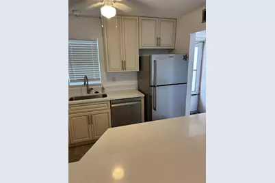 7405 Bay Island Drive S #220, South Pasadena, FL 33707 - Photo 6
