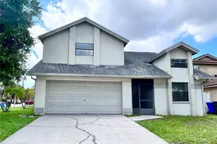 11233 Elmfield Dr, Tampa, FL 33625 - Photo 2