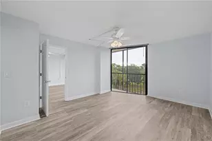 800 Cove Cay Dr, Clearwater, FL 33760 - Photo 16