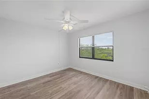 800 Cove Cay Dr, Clearwater, FL 33760 - Photo 24