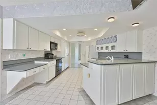 1927 E View Dr, Sun City Center, FL 33573 - Photo 14