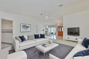 1927 E View Dr, Sun City Center, FL 33573 - Photo 8