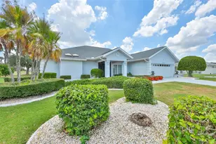 1927 E View Dr, Sun City Center, FL 33573 - Photo 4