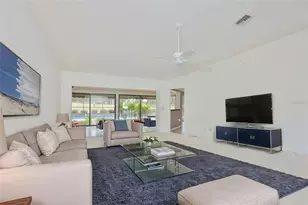 1927 E View Dr, Sun City Center, FL 33573 - Photo 6