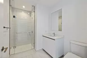 400 Central Ave, Saint Petersburg, FL 33701 - Photo 38