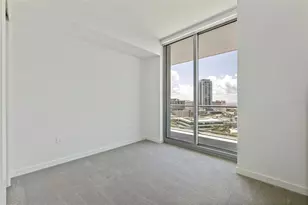 400 Central Ave, Saint Petersburg, FL 33701 - Photo 32