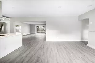 10341 Kumquat Ln, Seminole, FL 33772 - Photo 6
