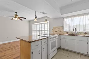 1804 Green Lawn St, Brandon, FL 33511 - Photo 22