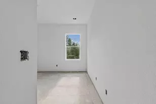 383 Georgia Ave, Crystal Beach, FL 34681 - Photo 44