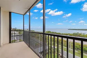 7100 Sunshine Skyway Ln S, Saint Petersburg, FL 33711 - Photo 16