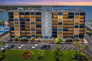 7100 Sunshine Skyway Ln S, Saint Petersburg, FL 33711 - Photo 2