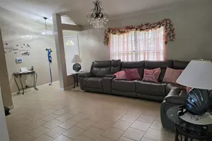 2824 Sunset Ridge St, Deltona, FL 32725 - Photo 2