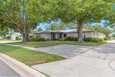 1227 Queen Anne Drive #A, Palm Harbor, FL 34684 - Photo 2