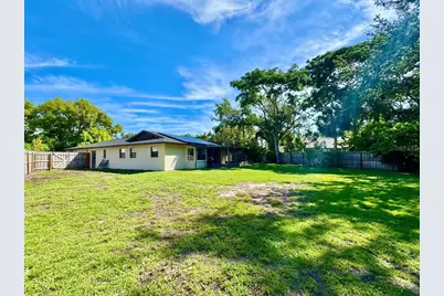 3195 Chamblee Lane, Clearwater, FL 33759 - Photo 38